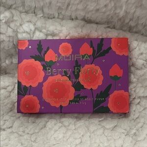 Moira Dual-Tone Pink Blush Palettes